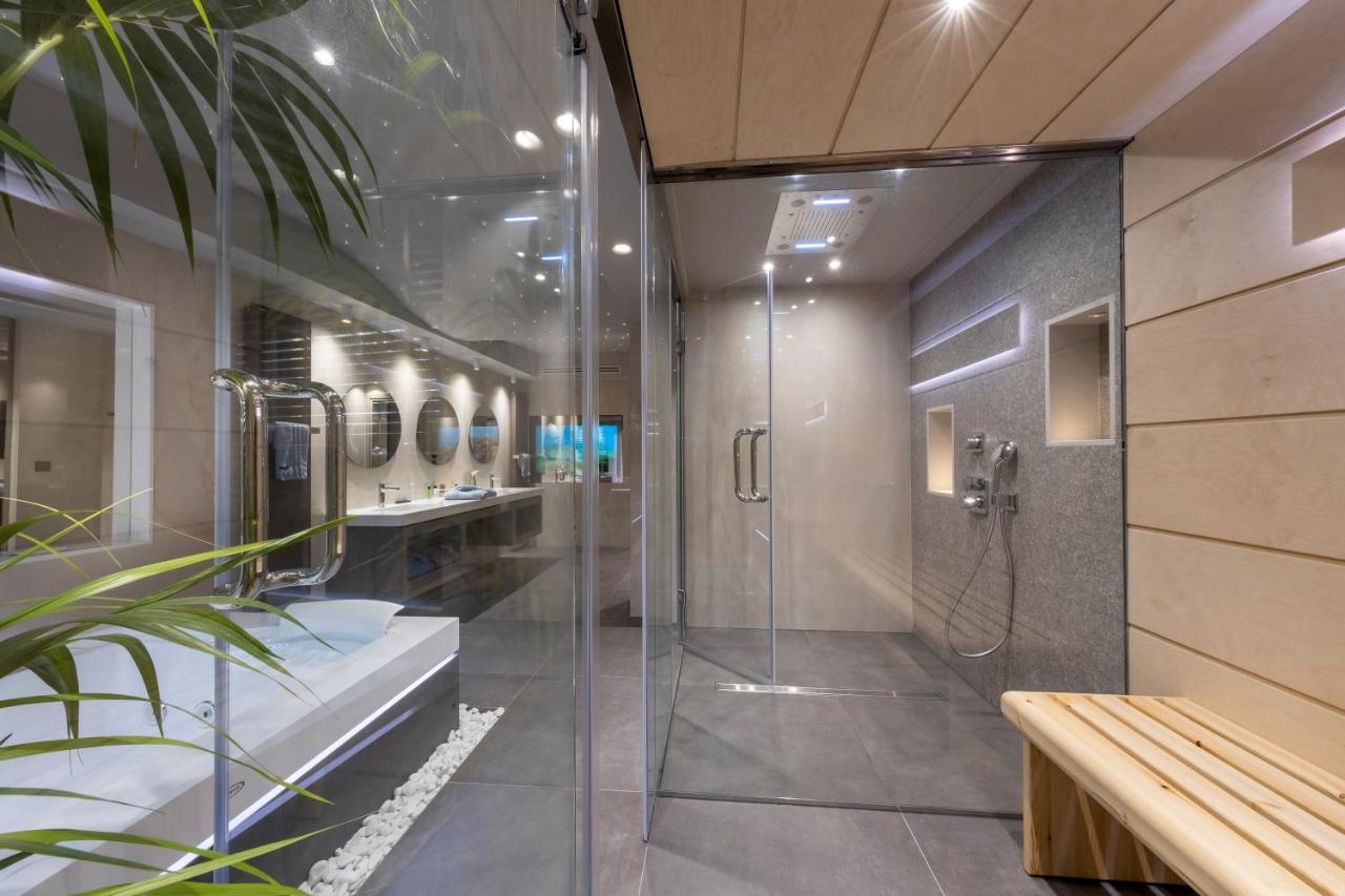 Iakovakis Suites & Spa Koropi Ngoại thất bức ảnh