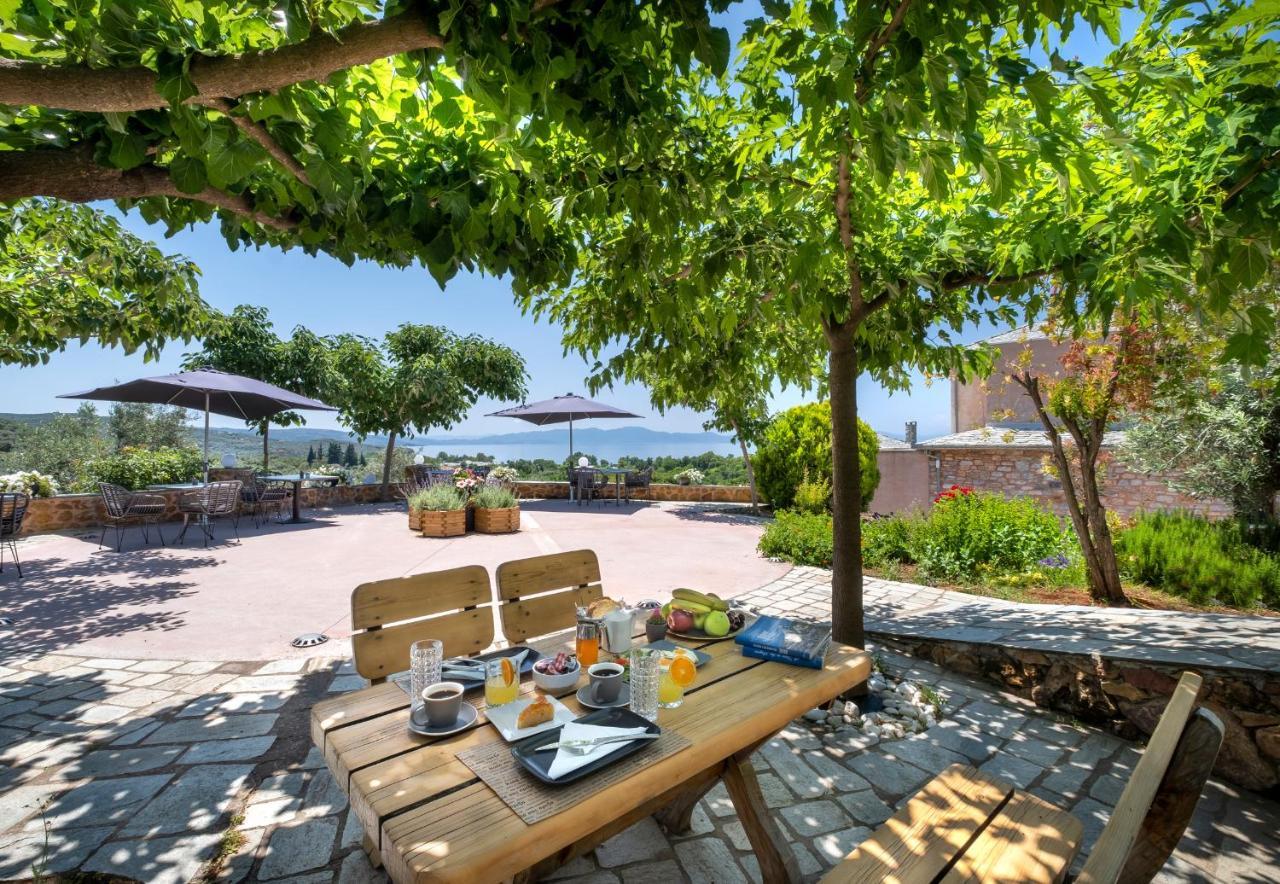 Iakovakis Suites & Spa Koropi Ngoại thất bức ảnh