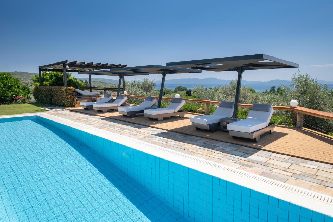 Iakovakis Suites & Spa Koropi Ngoại thất bức ảnh