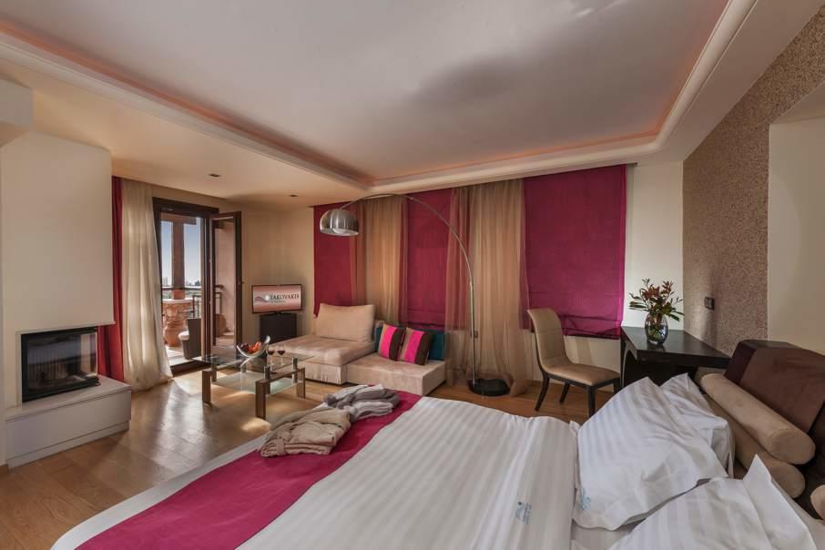 Iakovakis Suites & Spa Koropi Ngoại thất bức ảnh