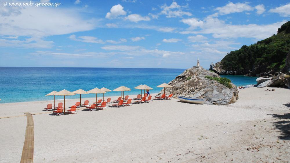 Iakovakis Suites & Spa Koropi Ngoại thất bức ảnh